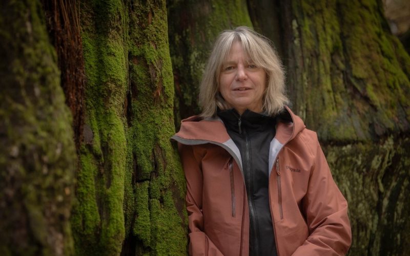 SuzanneSimard_AuthorPhoto_BillHeath (1)