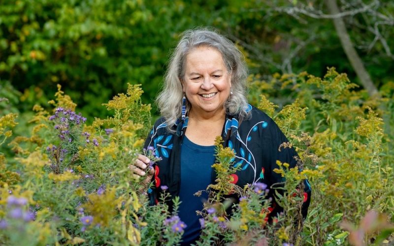 This is a caption. But where does it end up?